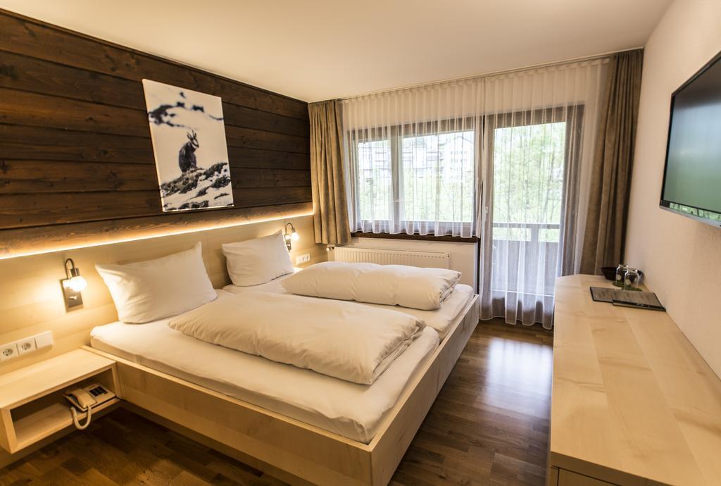 Gaestehaus-Pension Barbara Анделсбух Екстериор снимка